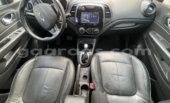 Dieundeu Occasion Renault Samsung Qm3 Brown Auto in Dakar in Dakar Dieundeu Occasion Renault Samsung Qm3 Brown Auto in Dakar in Dakar