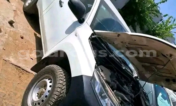 Acheter Occasion Voiture Mitsubishi L200 Blanc à Dakar, Dakar Acheter Occasion Voiture Mitsubishi L200 Blanc à Dakar, Dakar