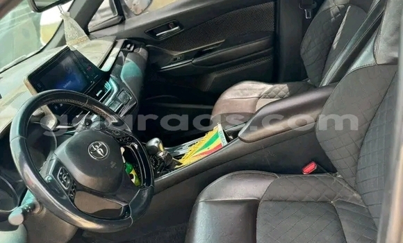 Buy Used Toyota C-HR Other Car in Dakar in Dakar Buy Used Toyota C-HR Other Car in Dakar in Dakar
