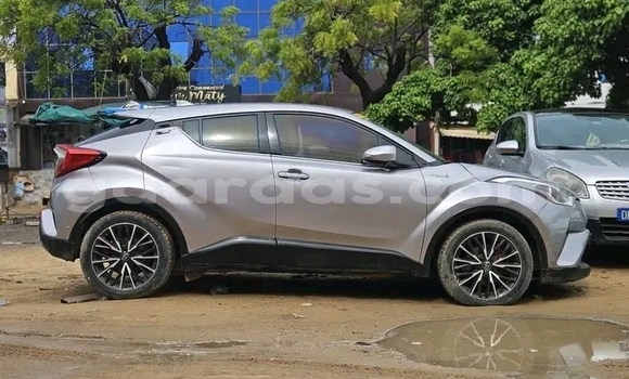 Buy Used Toyota C-HR Other Car in Dakar in Dakar Buy Used Toyota C-HR Other Car in Dakar in Dakar
