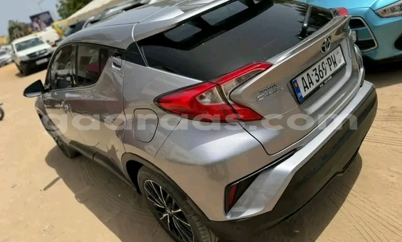 Buy Used Toyota C-HR Other Car in Dakar in Dakar Buy Used Toyota C-HR Other Car in Dakar in Dakar