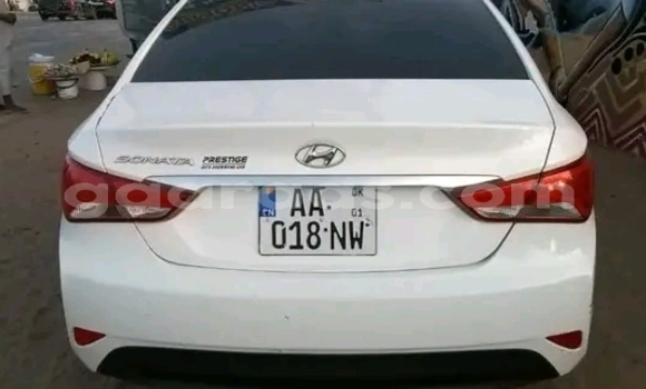 Buy Used Hyundai Sonata White Car in Dakar in Dakar Buy Used Hyundai Sonata White Car in Dakar in Dakar