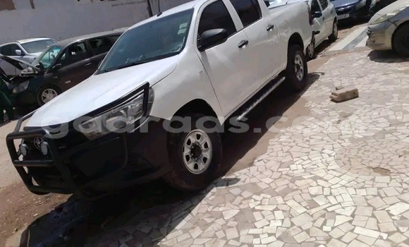 Acheter Occasion Voiture Toyota Hilux Blanc à Dakar, Dakar Acheter Occasion Voiture Toyota Hilux Blanc à Dakar, Dakar