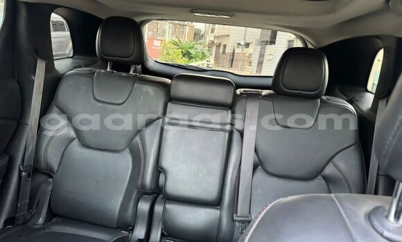 Acheter Import Voiture Jeep Cherokee Rouge à Dakar, Dakar Acheter Import Voiture Jeep Cherokee Rouge à Dakar, Dakar