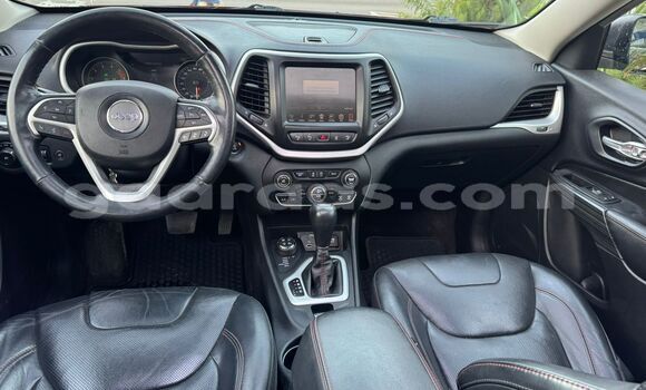 Acheter Import Voiture Jeep Cherokee Rouge à Dakar, Dakar Acheter Import Voiture Jeep Cherokee Rouge à Dakar, Dakar