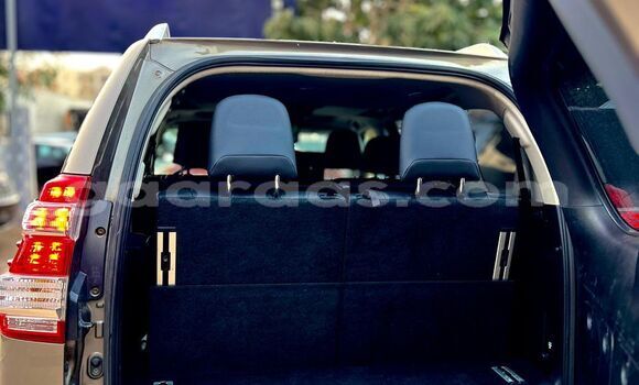 Acheter Import Voiture Toyota Land Cruiser Prado Gris à Dakar, Dakar Acheter Import Voiture Toyota Land Cruiser Prado Gris à Dakar, Dakar