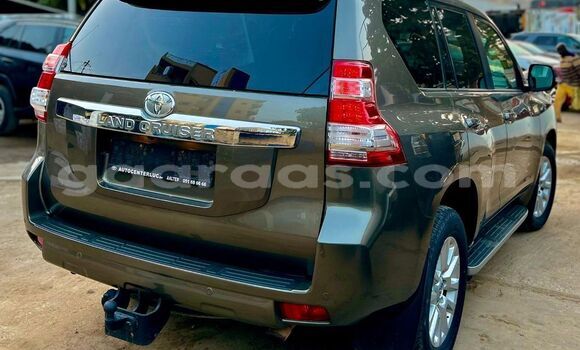 Acheter Import Voiture Toyota Land Cruiser Prado Gris à Dakar, Dakar Acheter Import Voiture Toyota Land Cruiser Prado Gris à Dakar, Dakar