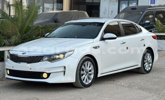 Buy Import Kia K5 White Car in Dakar in Dakar