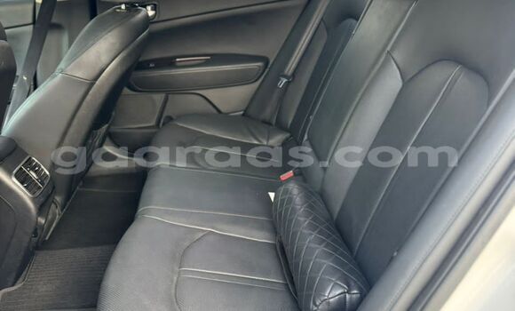 Acheter Import Voiture Kia K5 Blanc à Dakar, Dakar Acheter Import Voiture Kia K5 Blanc à Dakar, Dakar