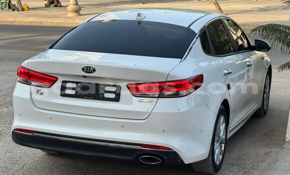 Acheter Import Voiture Kia K5 Blanc à Dakar, Dakar Acheter Import Voiture Kia K5 Blanc à Dakar, Dakar