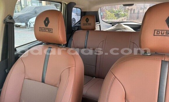 Buy Used Dacia Duster White Car in Dakar in Dakar Buy Used Dacia Duster White Car in Dakar in Dakar