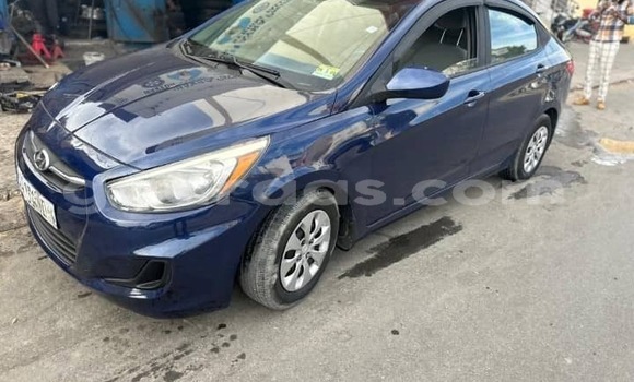 Buy Used Hyundai Accent Blue Car in Dakar in Dakar Buy Used Hyundai Accent Blue Car in Dakar in Dakar