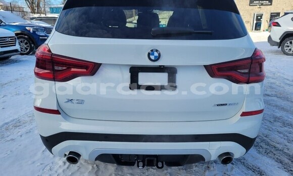 Dieundeu Occasion BMW X3 White Auto in Dakar in Dakar Dieundeu Occasion BMW X3 White Auto in Dakar in Dakar