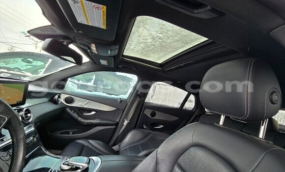 Acheter Occasion Voiture Land Rover Range Rover Sport Blanc à Dakar, Dakar Acheter Occasion Voiture Land Rover Range Rover Sport Blanc à Dakar, Dakar