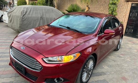 Buy Used Ford Fusion Red Car in Dakar in Dakar