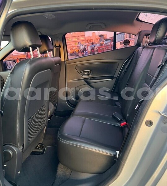 Big with watermark renault samsung sm3 dakar dakar 27972