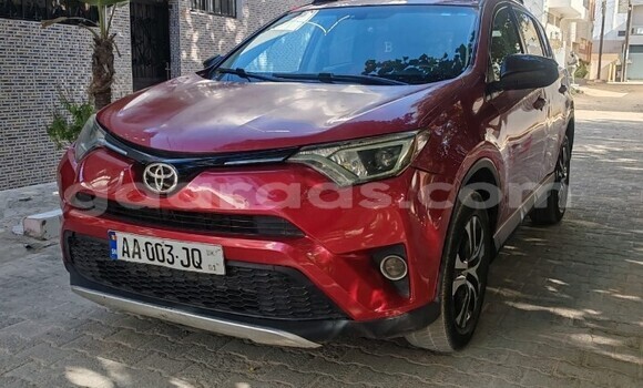 Acheter Occasion Voiture Toyota RAV4 Rouge à Dakar, Dakar Acheter Occasion Voiture Toyota RAV4 Rouge à Dakar, Dakar