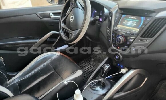 Acheter Occasion Voiture Hyundai Veloster Bleu à Dakar, Dakar Acheter Occasion Voiture Hyundai Veloster Bleu à Dakar, Dakar