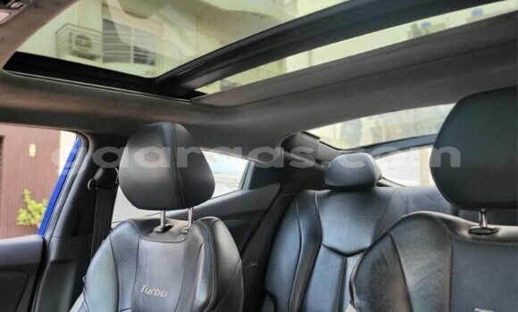 Acheter Occasion Voiture Hyundai Veloster Bleu à Dakar, Dakar Acheter Occasion Voiture Hyundai Veloster Bleu à Dakar, Dakar