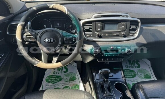 Dieundeu Occasion Kia Sorento Silver Auto in Dakar in Dakar Dieundeu Occasion Kia Sorento Silver Auto in Dakar in Dakar