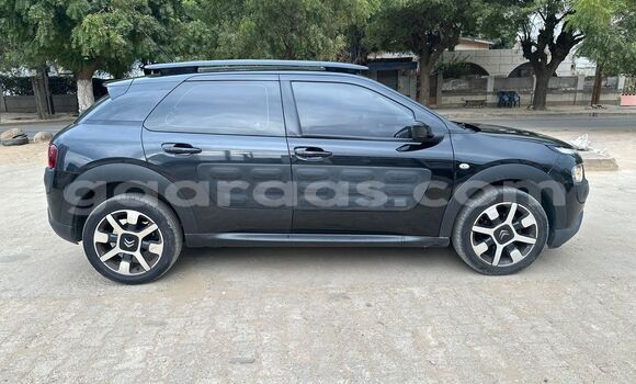 Dieundeu Occasion Citroen C4 cactus Brown Auto in Dakar in Dakar Dieundeu Occasion Citroen C4 cactus Brown Auto in Dakar in Dakar