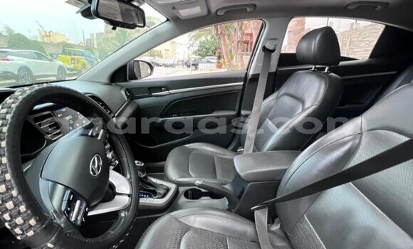 Dieundeu Occasion Hyundai Elantra Black Auto in Dakar in Dakar Dieundeu Occasion Hyundai Elantra Black Auto in Dakar in Dakar