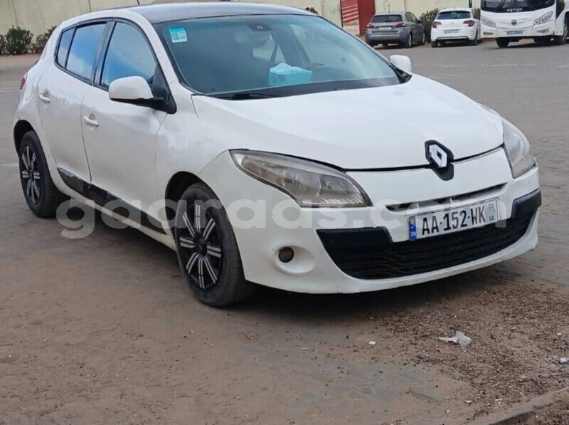 Big with watermark renault megane dakar dakar 28023