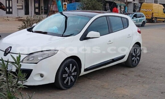Acheter Occasion Voiture Renault Megane Blanc à Dakar, Dakar Acheter Occasion Voiture Renault Megane Blanc à Dakar, Dakar