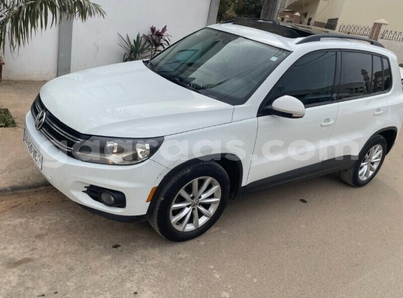 Big with watermark volkswagen tiguan dakar dakar 28025