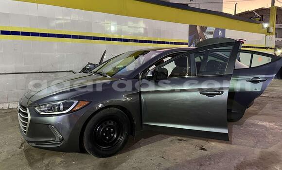 Acheter Neuf Voiture Hyundai Elantra Gris à Rufisque, Dakar Acheter Neuf Voiture Hyundai Elantra Gris à Rufisque, Dakar