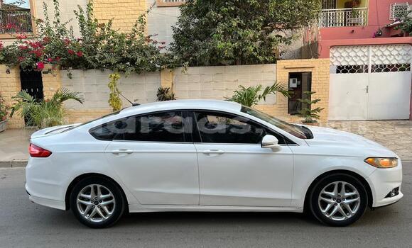 Buy Used Ford Fusion White Car in Dakar in Dakar Buy Used Ford Fusion White Car in Dakar in Dakar