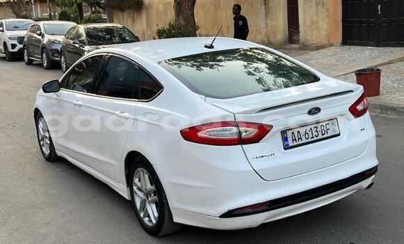 Buy Used Ford Fusion White Car in Dakar in Dakar Buy Used Ford Fusion White Car in Dakar in Dakar