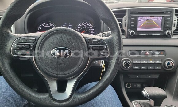 Acheter Occasion Voiture Kia Sportage Blanc à Dakar, Dakar Acheter Occasion Voiture Kia Sportage Blanc à Dakar, Dakar