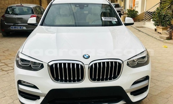 Dieundeu Occasion BMW X3 White Auto in Dakar in Dakar Dieundeu Occasion BMW X3 White Auto in Dakar in Dakar