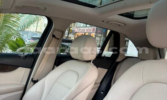 Dieundeu Occasion BMW X3 White Auto in Dakar in Dakar Dieundeu Occasion BMW X3 White Auto in Dakar in Dakar