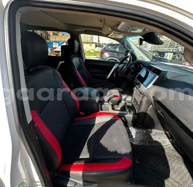 Big with watermark toyota land cruiser prado dakar dakar 28066