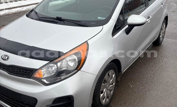 Buy Used Kia Rio Silver Car in Dakar in Dakar Buy Used Kia Rio Silver Car in Dakar in Dakar