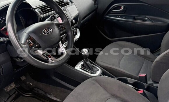 Buy Used Kia Rio Silver Car in Dakar in Dakar Buy Used Kia Rio Silver Car in Dakar in Dakar