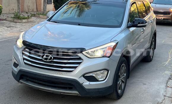 Buy New Hyundai Santa Fe Silver Car in Dakar in Dakar Buy New Hyundai Santa Fe Silver Car in Dakar in Dakar