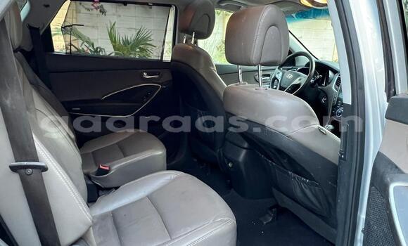 Buy New Hyundai Santa Fe Silver Car in Dakar in Dakar Buy New Hyundai Santa Fe Silver Car in Dakar in Dakar