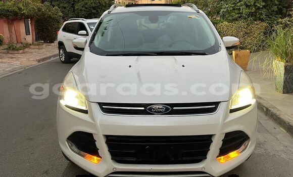 Dieundeu Beess Ford Escape White Auto in Dakar in Dakar