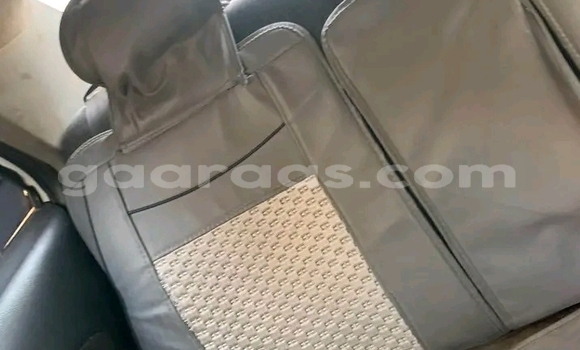 Acheter Occasion Voiture Toyota Yaris White à Dakar, Dakar Acheter Occasion Voiture Toyota Yaris White à Dakar, Dakar