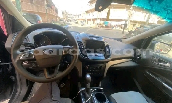 Dieundeu Occasion Ford Escape Black Auto in Dakar in Dakar Dieundeu Occasion Ford Escape Black Auto in Dakar in Dakar