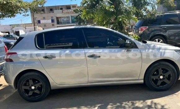 Dieundeu Occasion Peugeot 308 White Auto in Dakar in Dakar Dieundeu Occasion Peugeot 308 White Auto in Dakar in Dakar