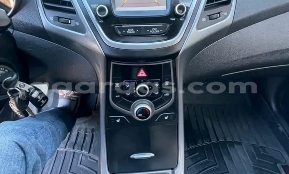 Acheter Occasion Voiture Hyundai Elantra Blanc à Dakar, Dakar Acheter Occasion Voiture Hyundai Elantra Blanc à Dakar, Dakar