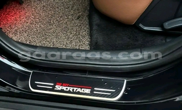 Buy Used Kia Sportage Black Car in Dakar in Dakar