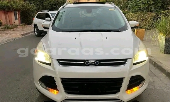 Acheter Occasion Voiture Ford Escape White à Dakar, Dakar Acheter Occasion Voiture Ford Escape White à Dakar, Dakar