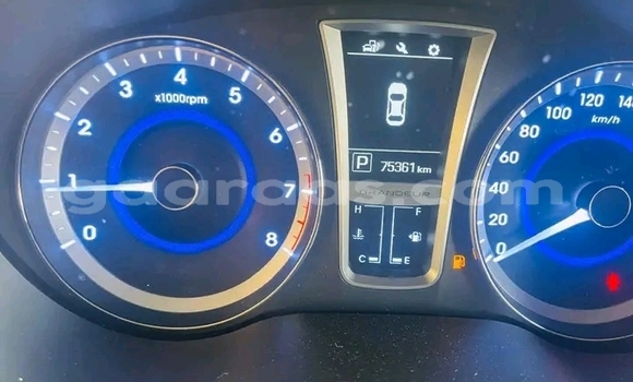 Dieundeu Occasion Hyundai Grandeur Black Auto in Dakar in Dakar Dieundeu Occasion Hyundai Grandeur Black Auto in Dakar in Dakar