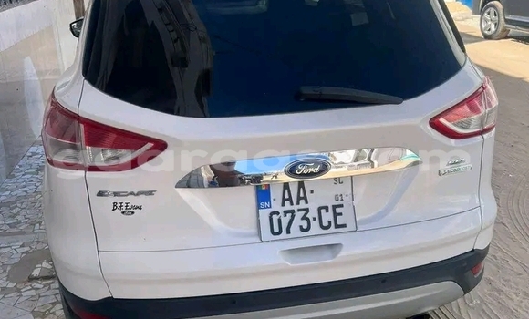 Acheter Occasion Voiture Ford Escape White à Dakar, Dakar Acheter Occasion Voiture Ford Escape White à Dakar, Dakar