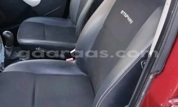 Dieundeu Occasion Dacia Sandero Red Auto in Dakar in Dakar Dieundeu Occasion Dacia Sandero Red Auto in Dakar in Dakar